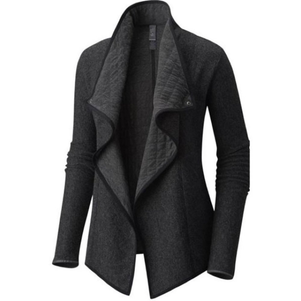 Mountain Hardware Wool Sarafin Wrap